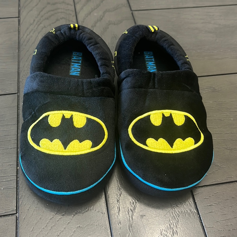 Little boy, Batman slippers, size 11/12